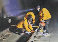 国铁乌鲁木齐局塔塔尔线路